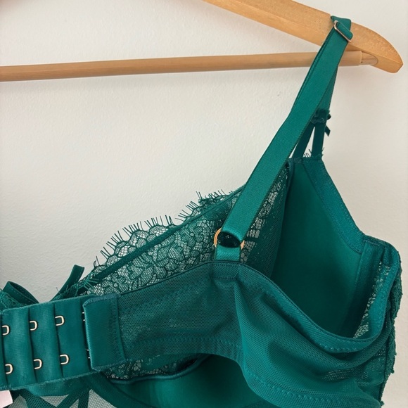 Victoria's Secret EMERALD GREEN Unlined Wicked Lace Up Teddy SOLD OUT in XL - Picture 7 of 8